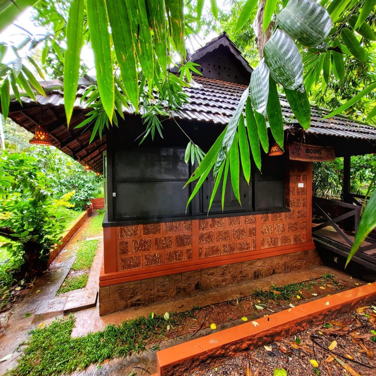 Greens Tree House & Wood House Султан-Батері Екстер'єр фото